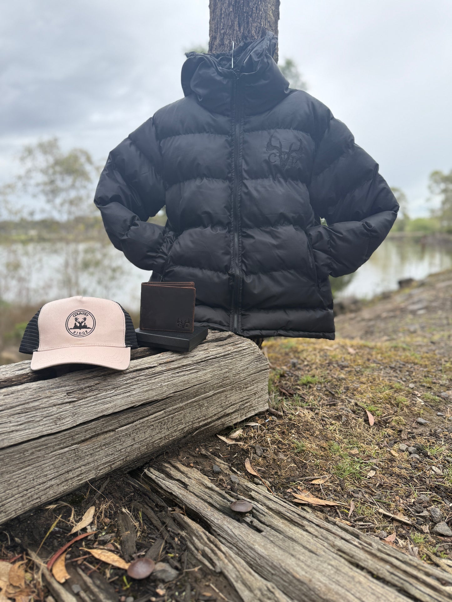 Country Ridge puffer, Hat & Wallet